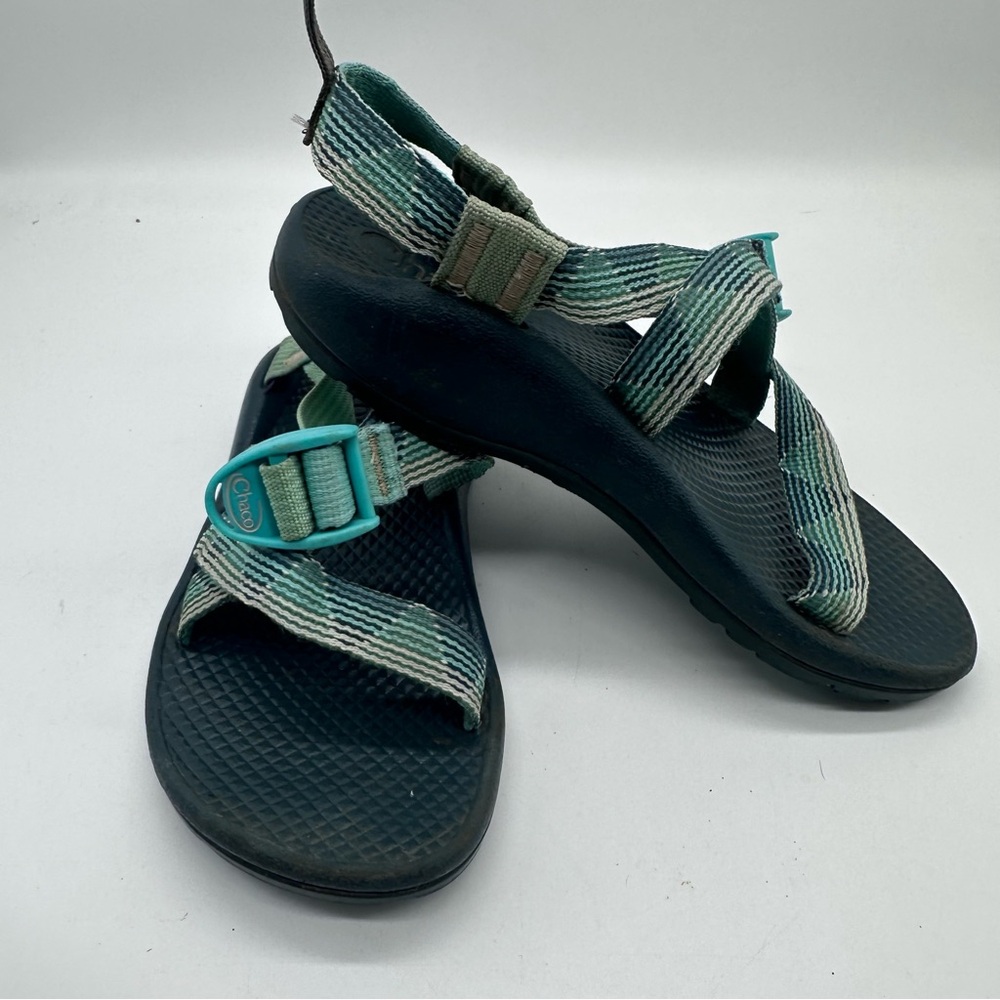 Chaco’s  Kids’ Z/1 EcoTread Marled Pine Striped Sandals Size 2